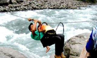 तुइनको सहारामा वर्षौदेखि वारपार