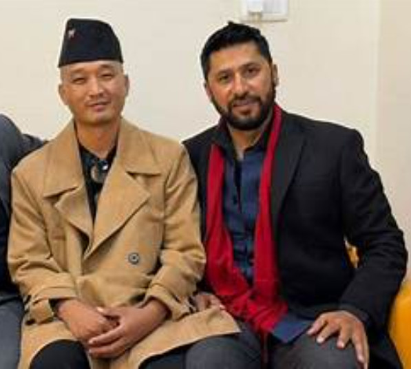 सम्पत्ति स्रोतलाई लिएर खबर आए पछि गृहमन्त्री गुरूङले भेटे सभापति रवि लामिछानेलाई